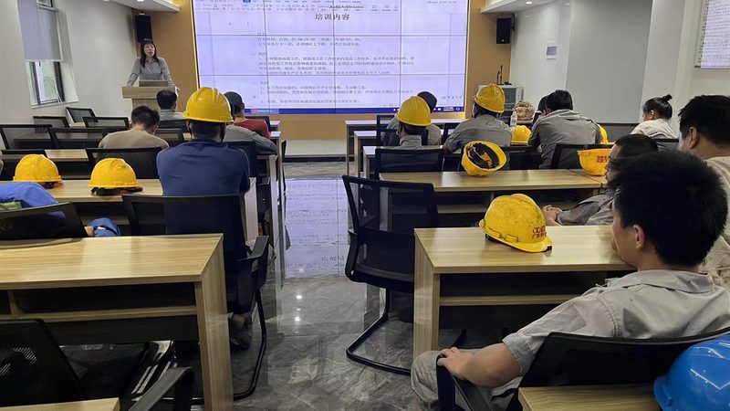 了解二建与一建考试科目的区别，有助于考生更有针对性地进行备考。以下是一些建议：