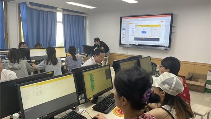 行业背景：公路建造师职业需求上升，培训市场火热